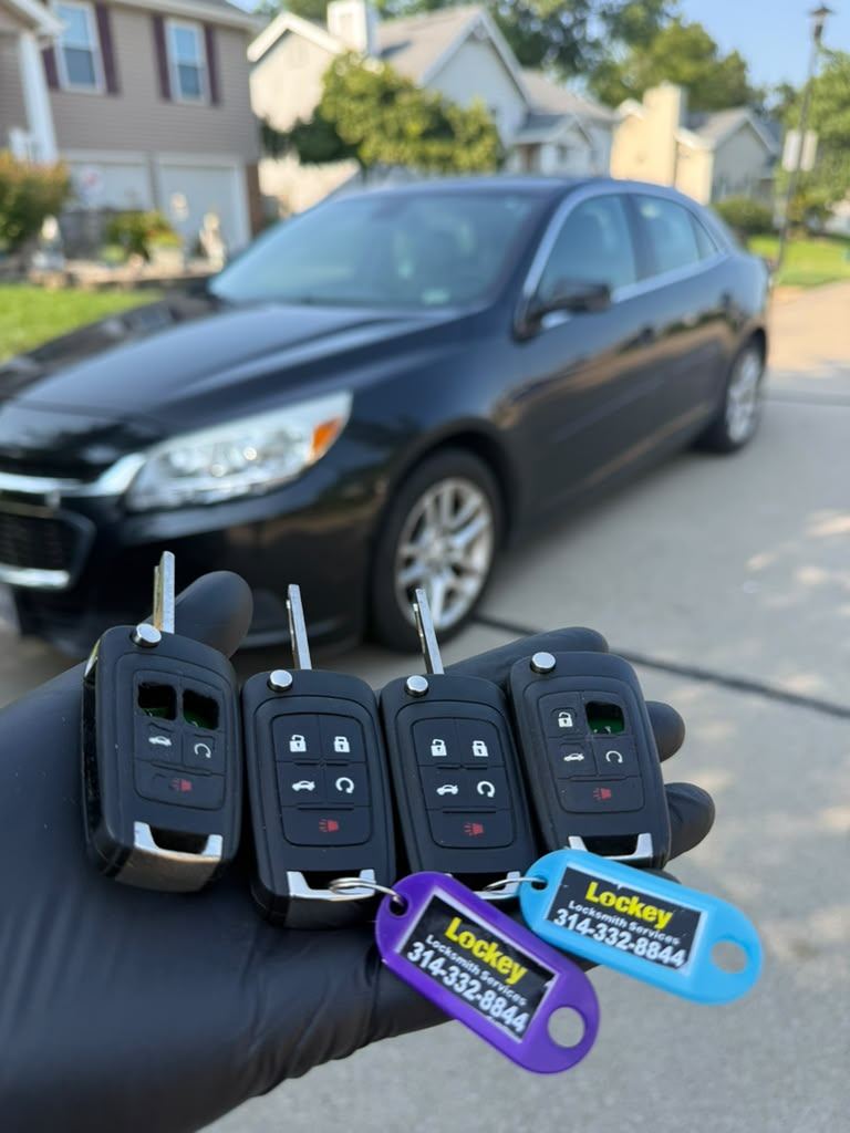 Automotive locksmith work in St. Louis